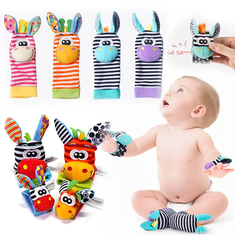 BabyTinker | Play and Develop - Rattle Star Playset and Baby Socks