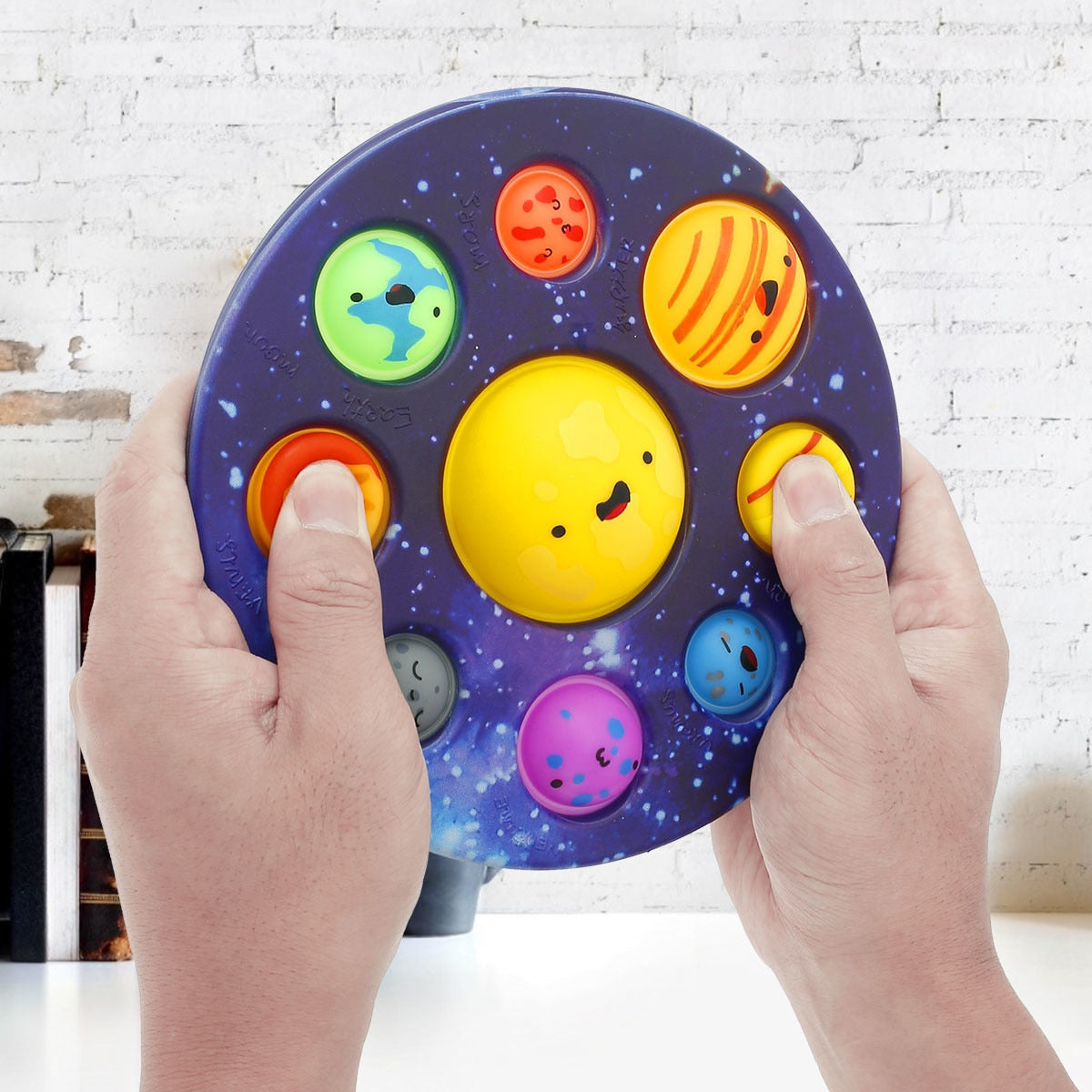 SpacePop | Entspannender Spielspaß - Planet Simple Dimple Fidget Popper für Kinder