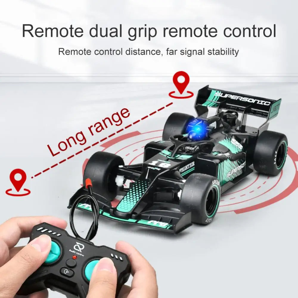 DriftMaster | Przygoda z prędkością - Mini RC samochód z akumulatorem i funkcją driftu