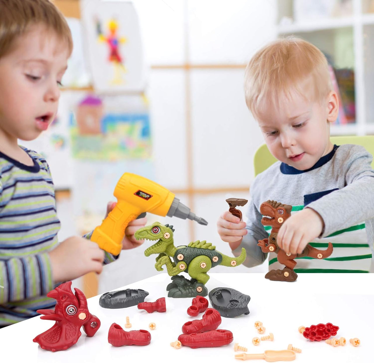 DinoBuild | Baue dein eigenes Abenteuer - Educatives Dinosaurier-Konstruktionsset mit Schrauben & Bohrmaschine