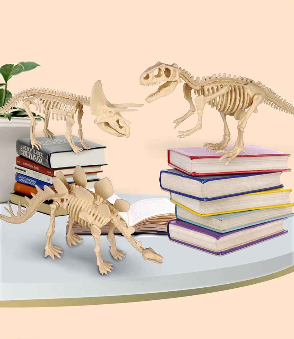 DinoDiggers | Experience an exciting archaeological adventure! - Dig and discover dinosaur fossils with this educational excavation set
