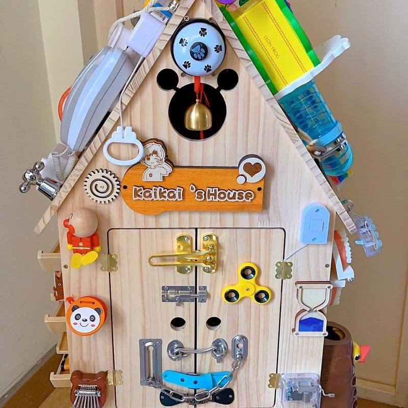 SkillHouse | Descubre y aprende - Juguete de actividades de madera Montessori para niños