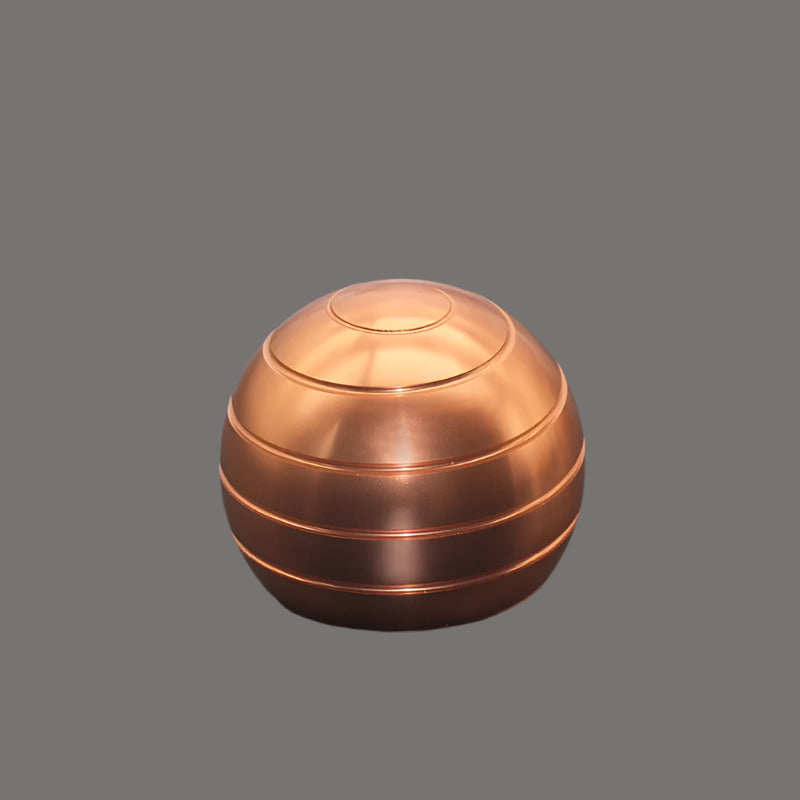 Spinova | Endless spinning movements - Luxury stress reliever for your desk