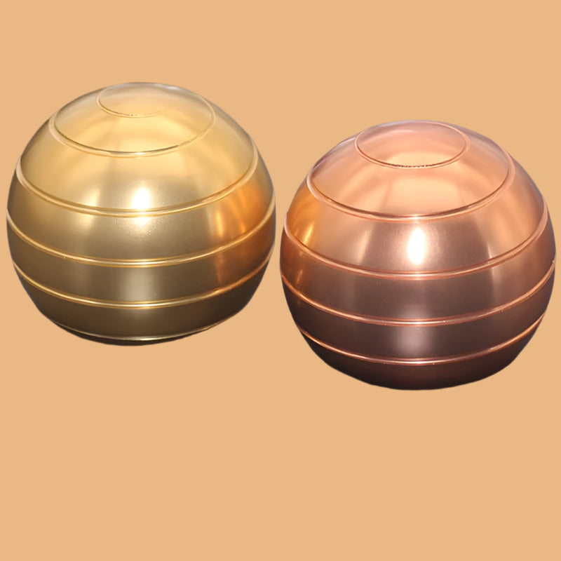 Spinova | Endless spinning movements - Luxury stress reliever for your desk