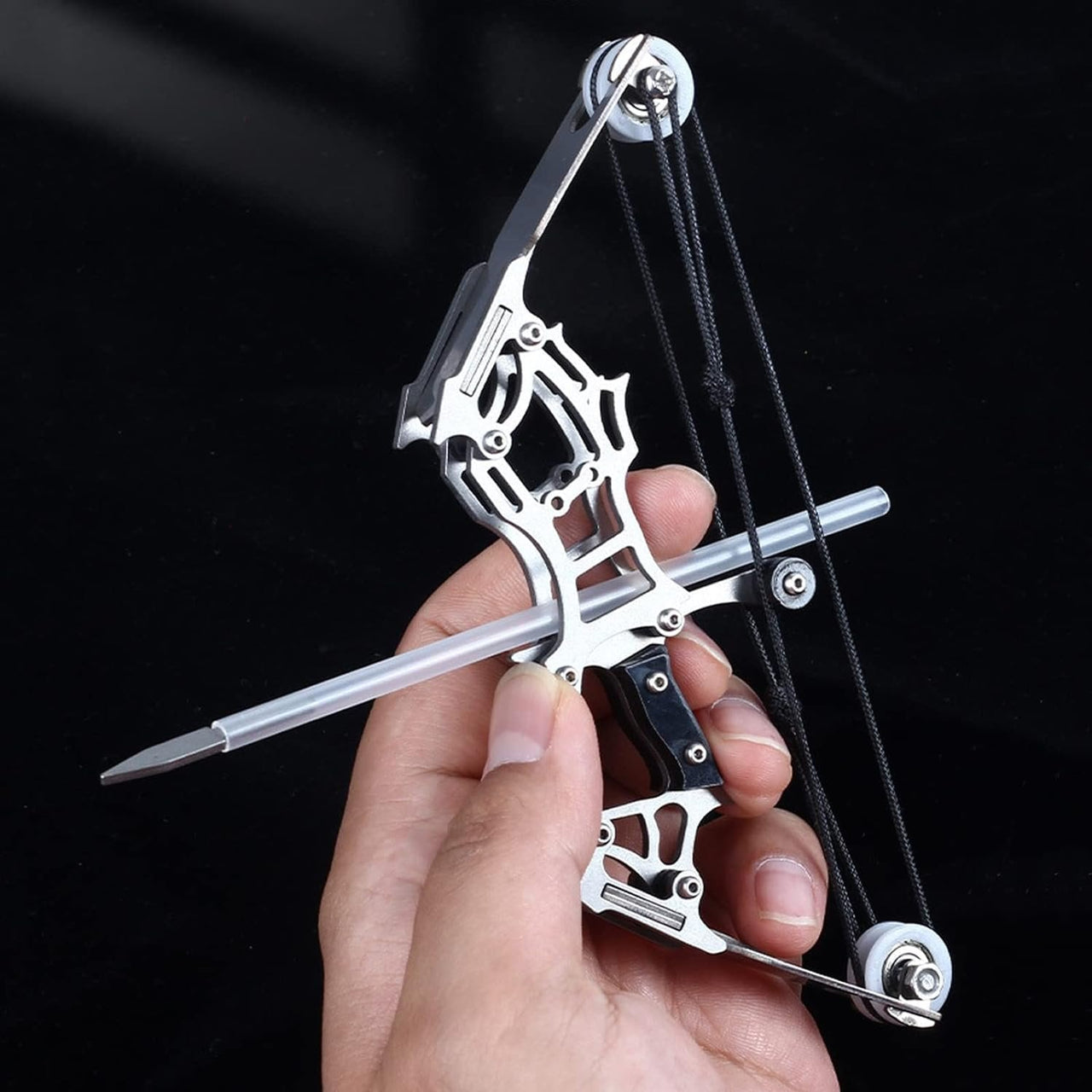 MiniMarksman | Precision in your hand - Mini archery game for indoors and outdoors!