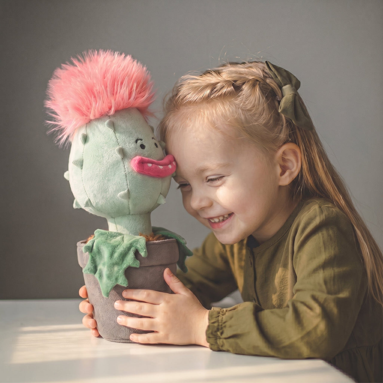 PlantCuddle knuffel | Zachte bloem & plantfiguur, 28–40cm – Knuffelen met de natuur
