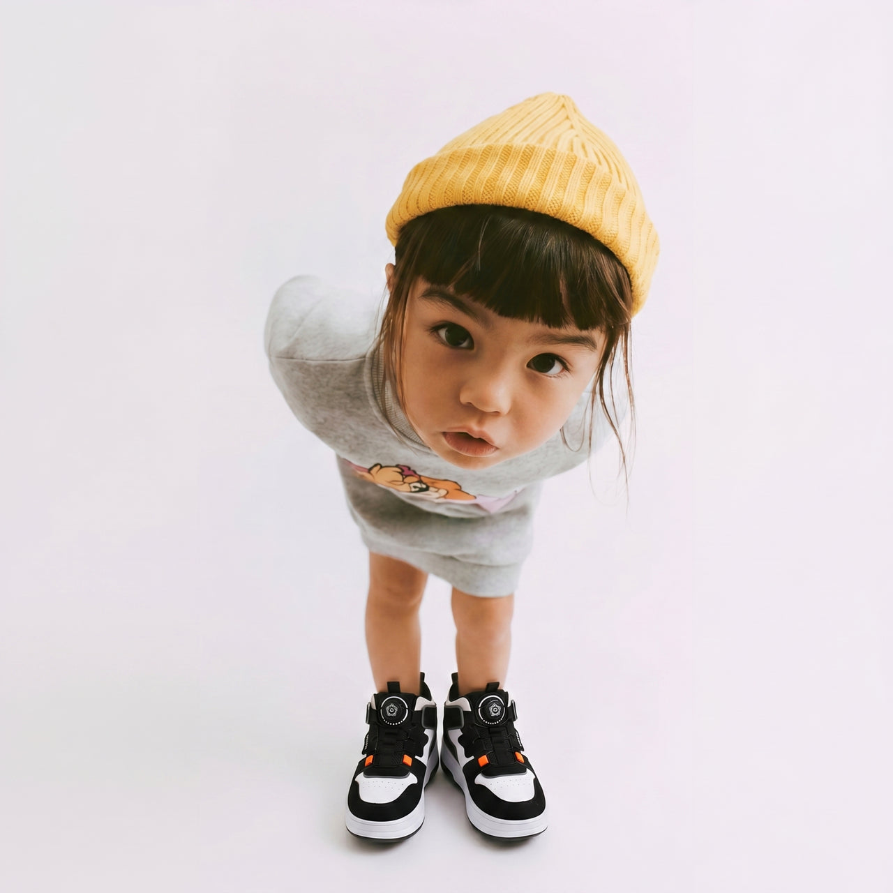 Verstelbare Kindersneakers met Inklapbare Wieltjes | Zwart Wit
