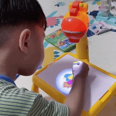 Stół Dino | Niech wyobraźnia ożyje - Kreatywna tablica do rysowania dinozaurów wraz z darmowym 12-elementowym zestawem do rysowania